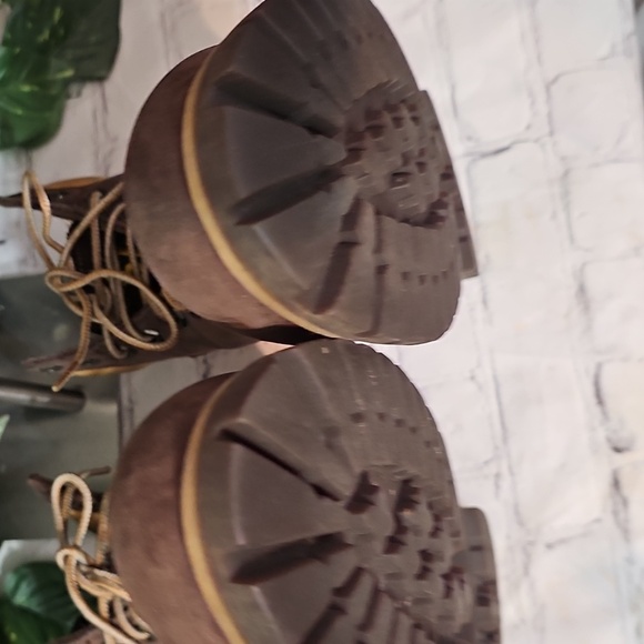 Timberland Heel Stitched Emblem Brown Leather Boots 11M - Picture 8 of 13